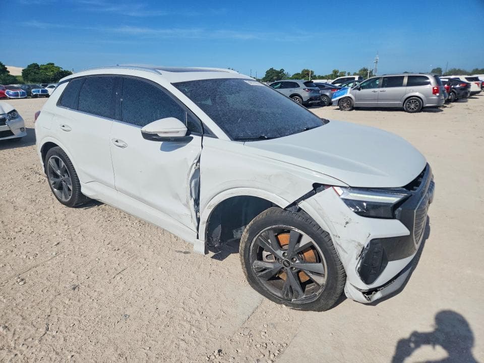 2022 AUDI Q4 E-TRON PREMIUM PLUS 4