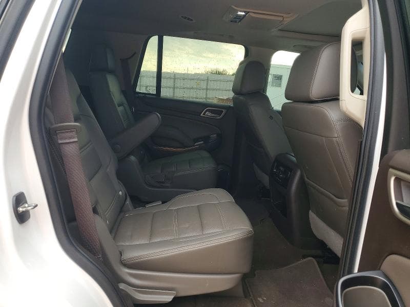 2017 GMC YUKON DENALI 11