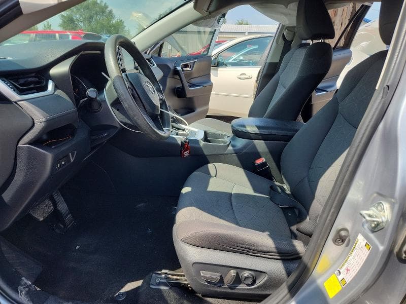 2020 TOYOTA RAV4 XLE 7