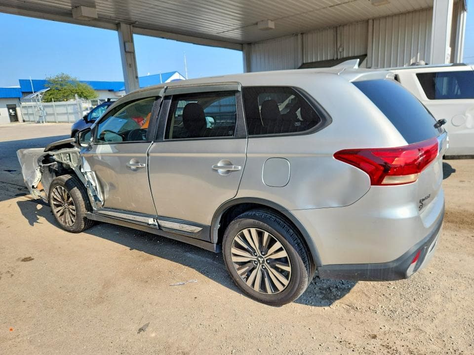 2019 MITSUBISHI OUTLANDER SE 2