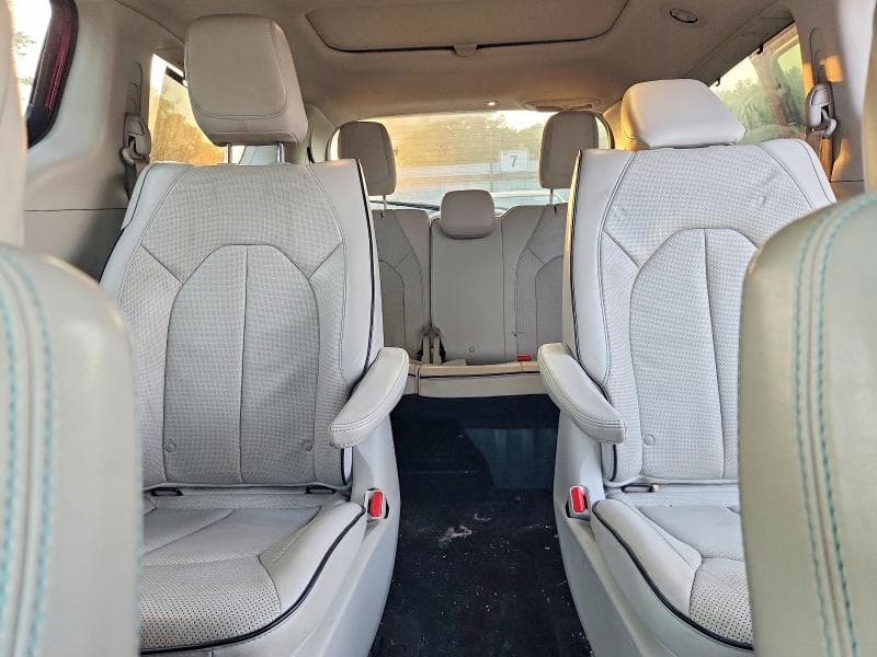 2020 CHRYSLER PACIFICA HYBRID LIMITED 10