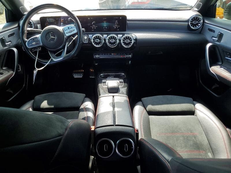 2020 MERCEDES-BENZ A 220 4MATIC 8