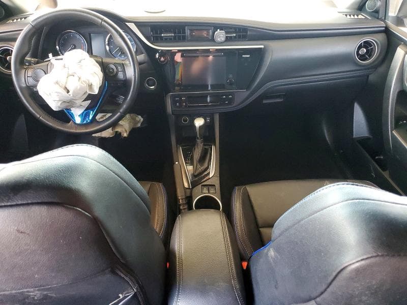 2017 TOYOTA COROLLA XSE 8