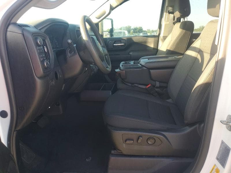 2024 CHEVROLET SILVERADO K2500 CUSTOM 7