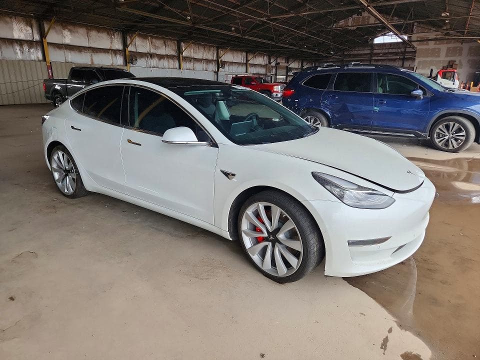 2019 TESLA MODEL 3 4