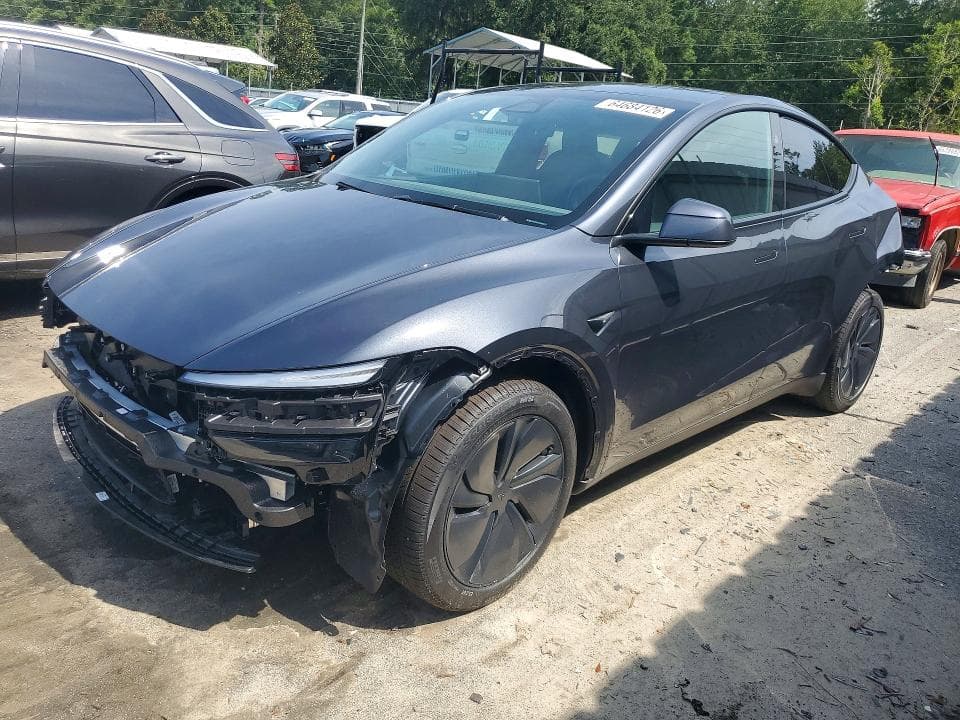 2026 TESLA MODEL Y - 1