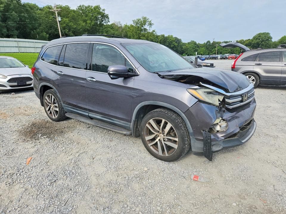 2017 HONDA PILOT TOURING 4