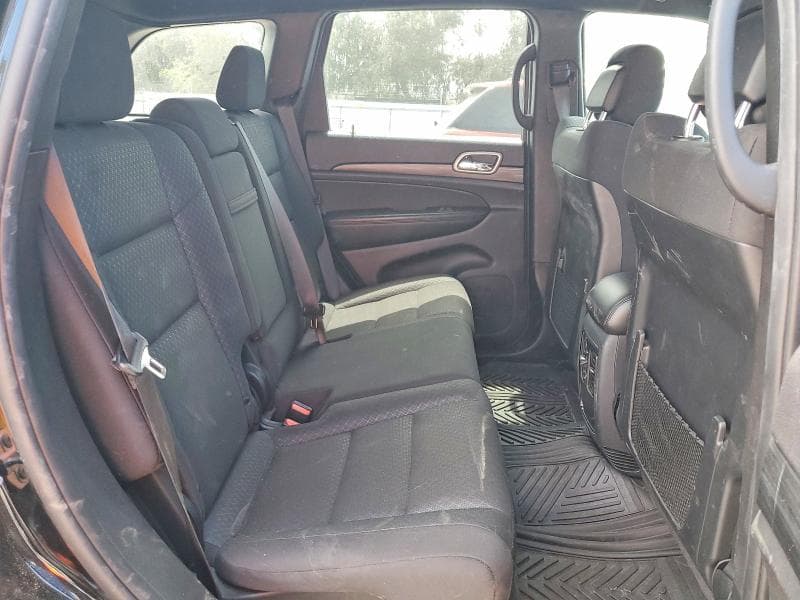 2020 JEEP GRAND CHEROKEE LAREDO 11