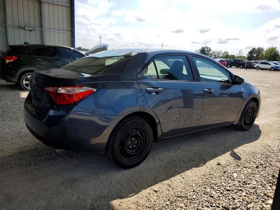 2018 TOYOTA COROLLA LE 3