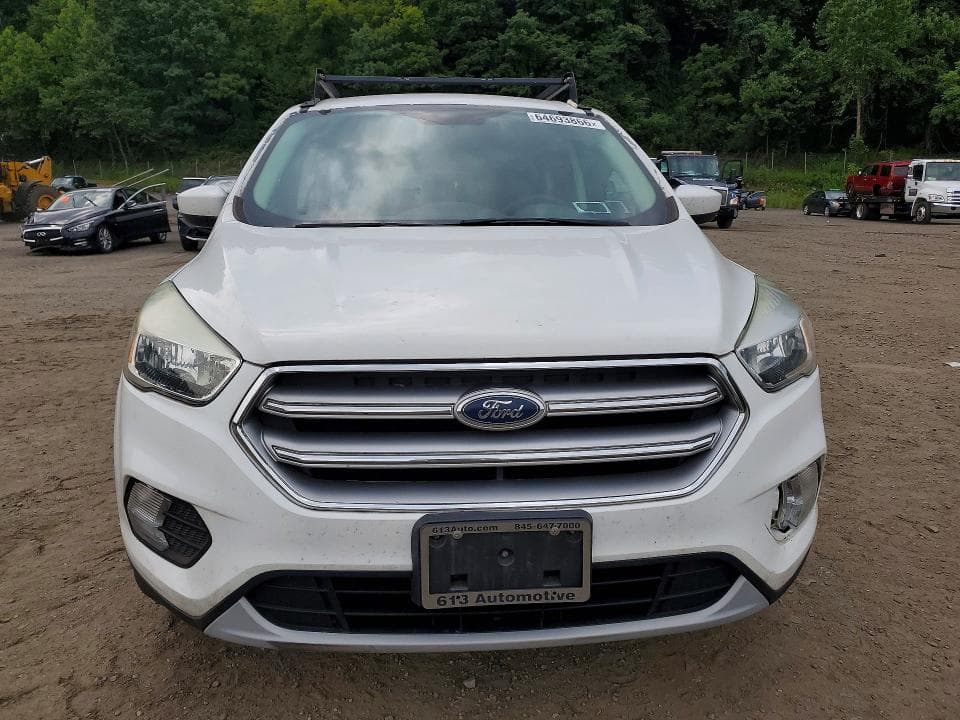 2017 FORD ESCAPE SE 5