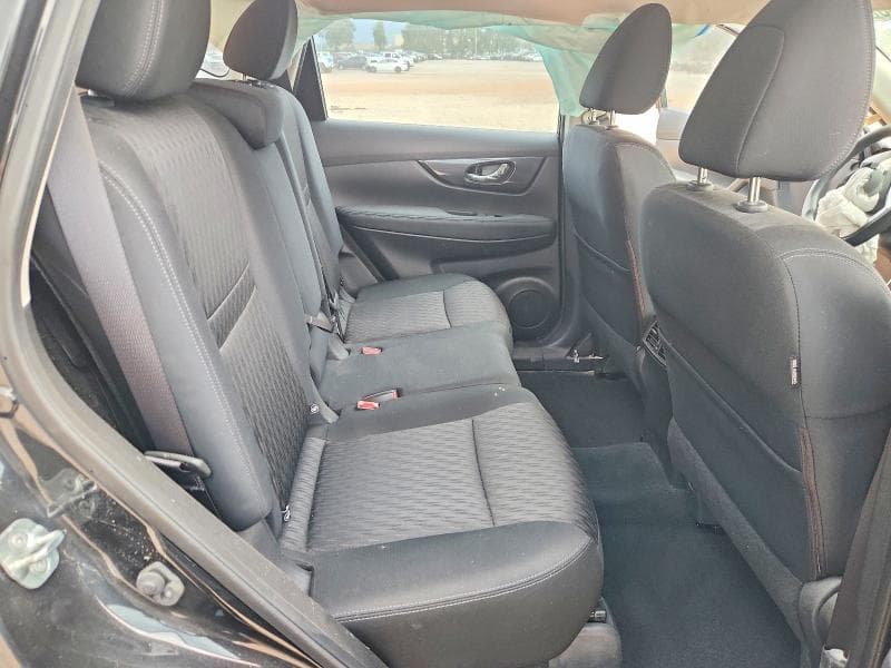 2018 NISSAN ROGUE S 11