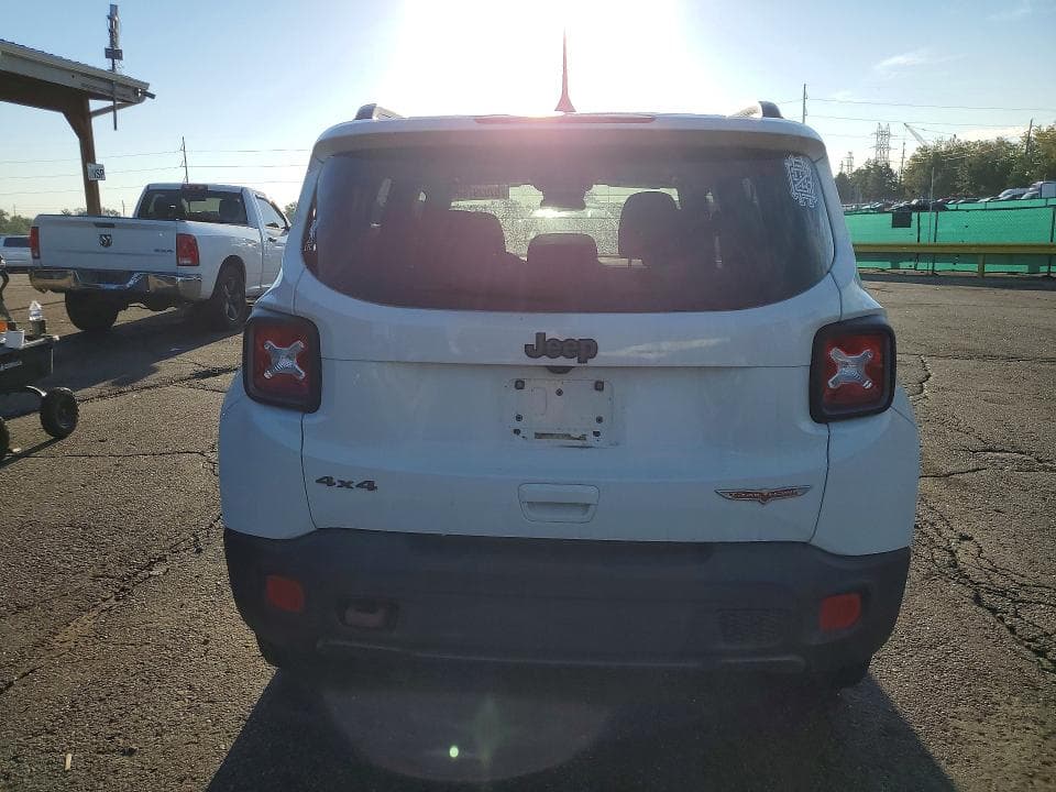 2018 JEEP RENEGADE TRAILHAWK 6