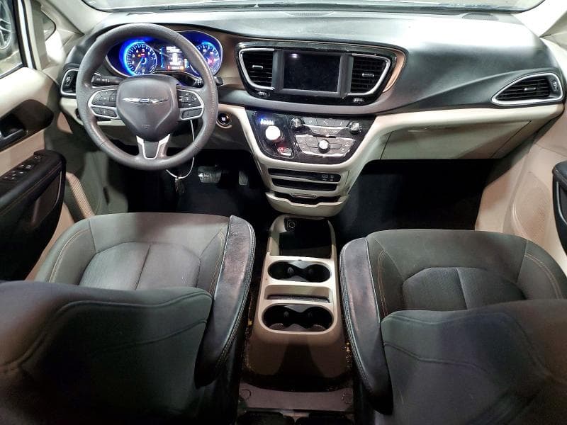 2018 CHRYSLER PACIFICA LX 8