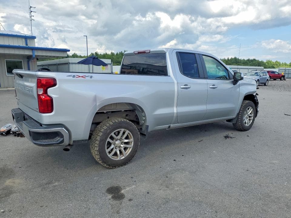 2021 CHEVROLET SILVERADO K1500 LT 3