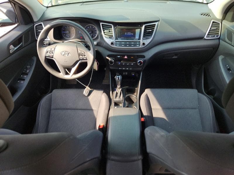 2017 HYUNDAI TUCSON SE 8