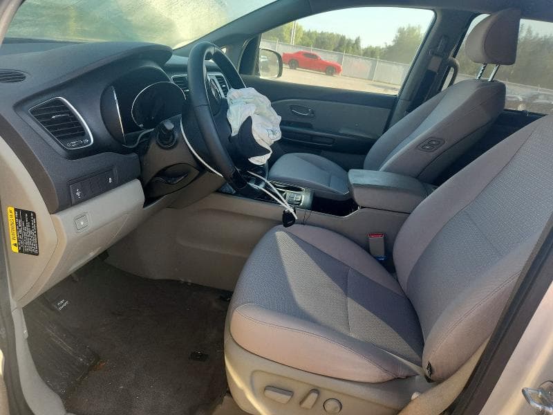 2017 KIA SEDONA LX 7