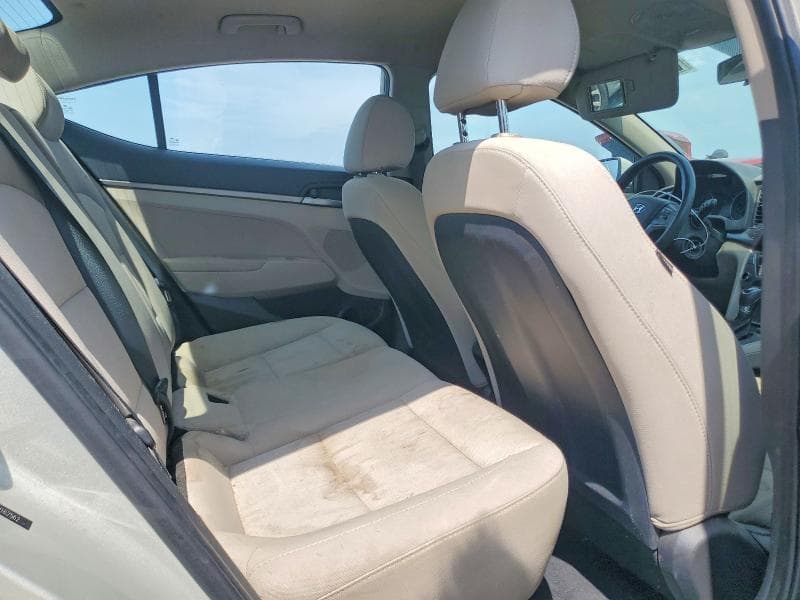 2017 HYUNDAI ELANTRA SE 10