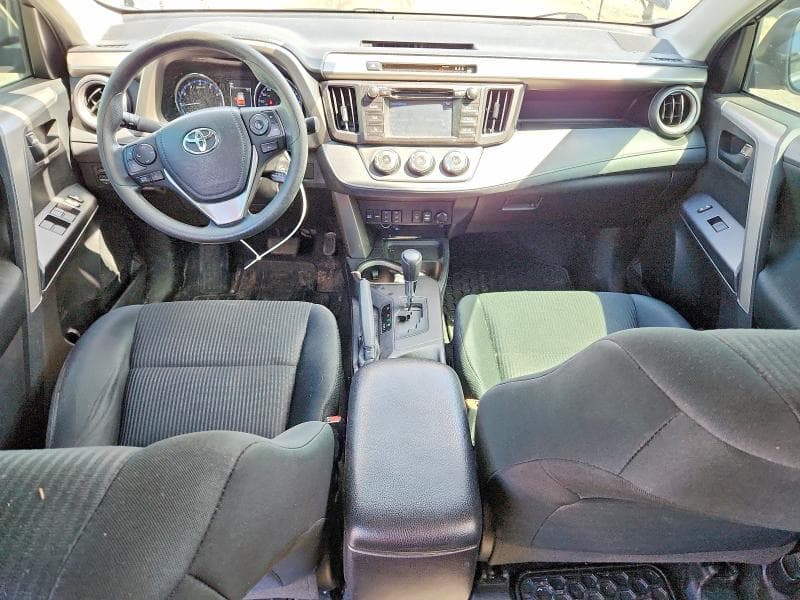 2018 TOYOTA RAV4 LE 8