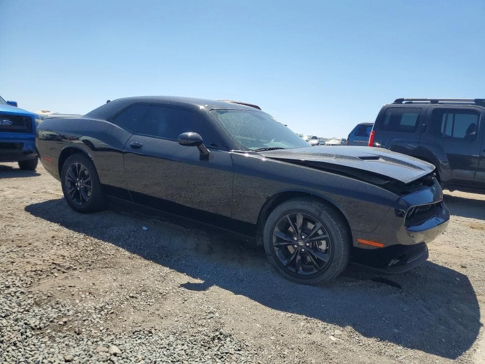 2023 DODGE CHALLENGER SXT 4