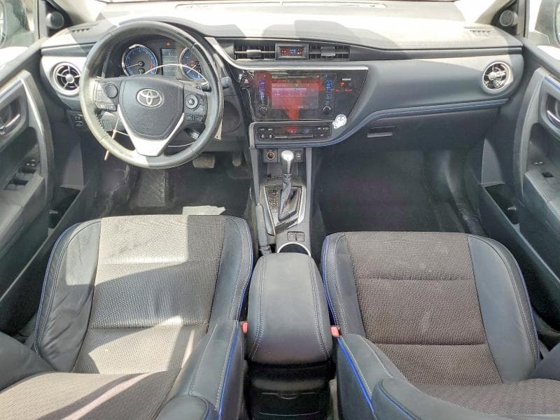 2017 TOYOTA COROLLA SE 8