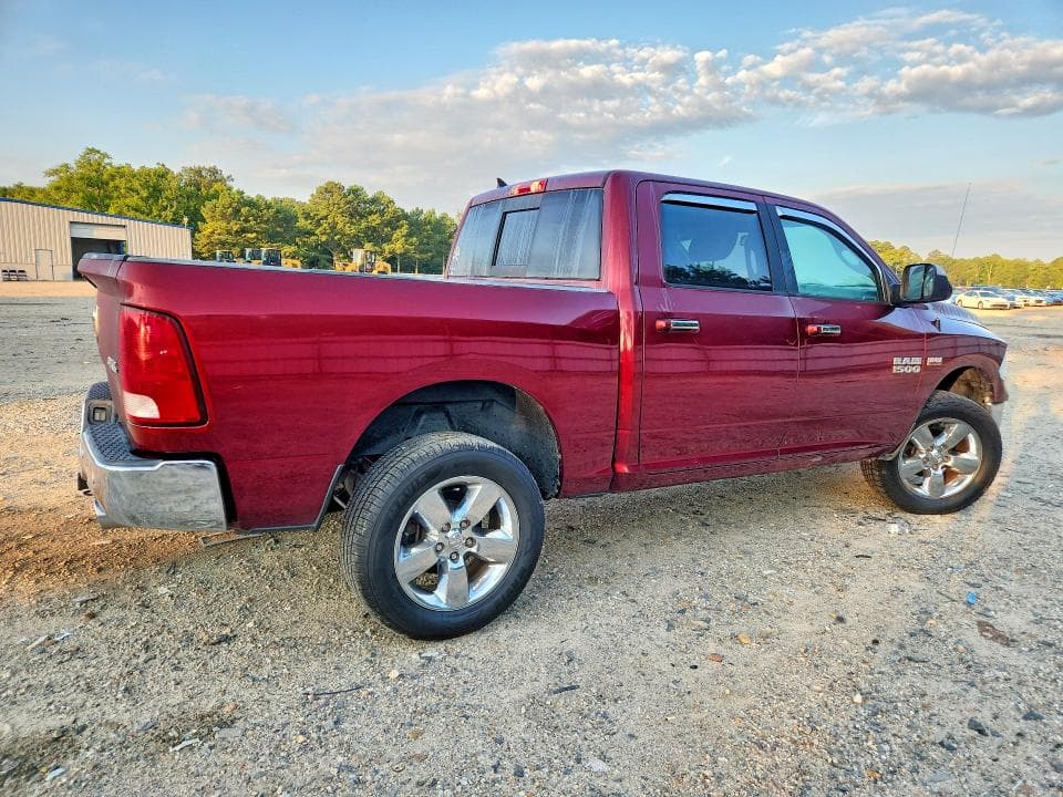 2018 RAM 1500 SLT 3