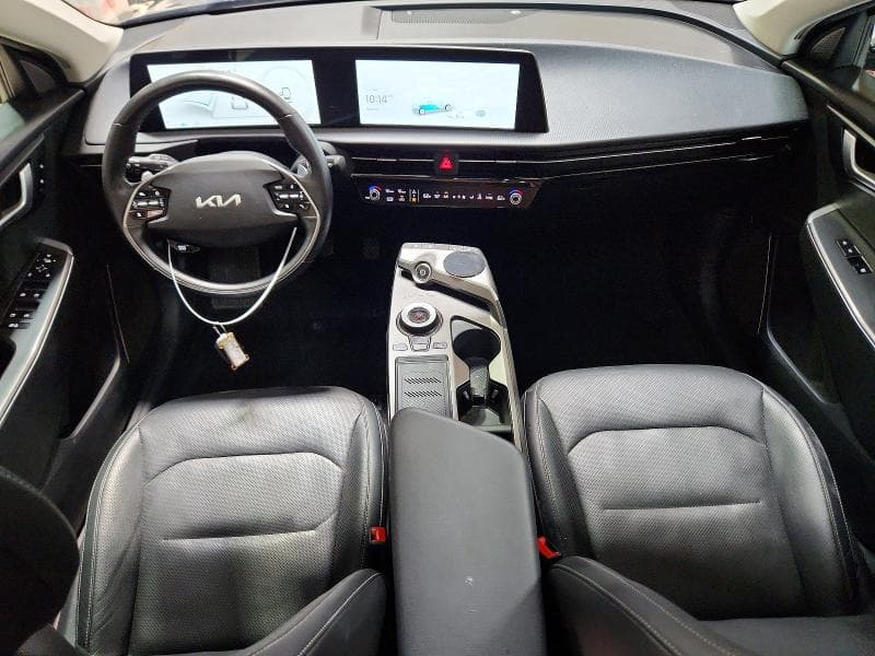 2024 KIA EV6 WIND 8