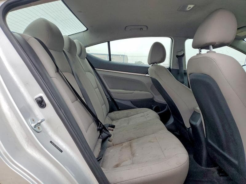 2019 HYUNDAI ELANTRA SEL 10