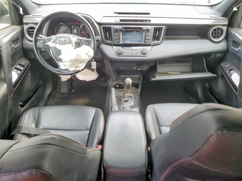 2018 TOYOTA RAV4 SE 8