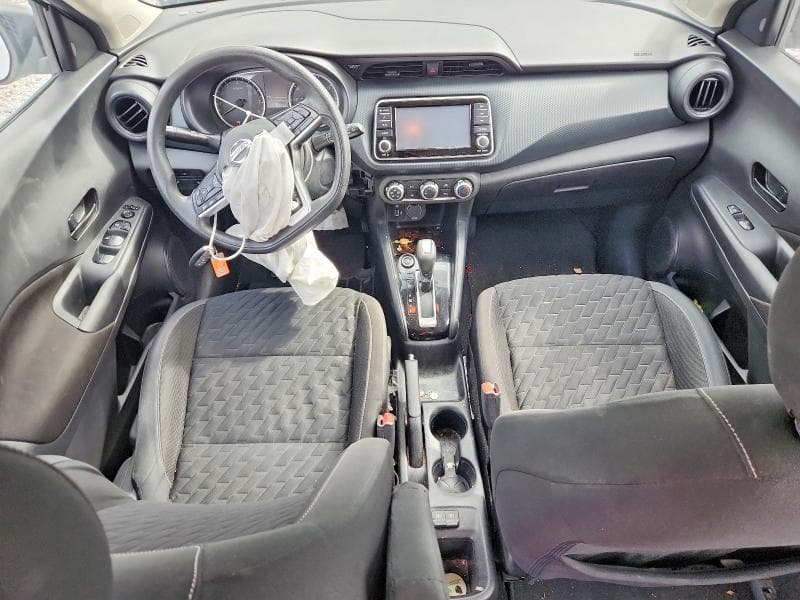2021 NISSAN KICKS S 8