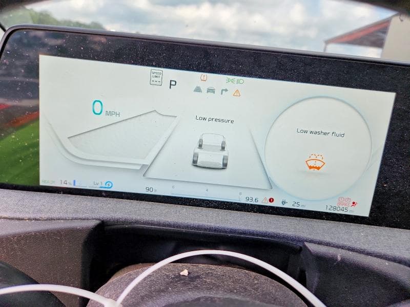2023 KIA EV6 WIND 9