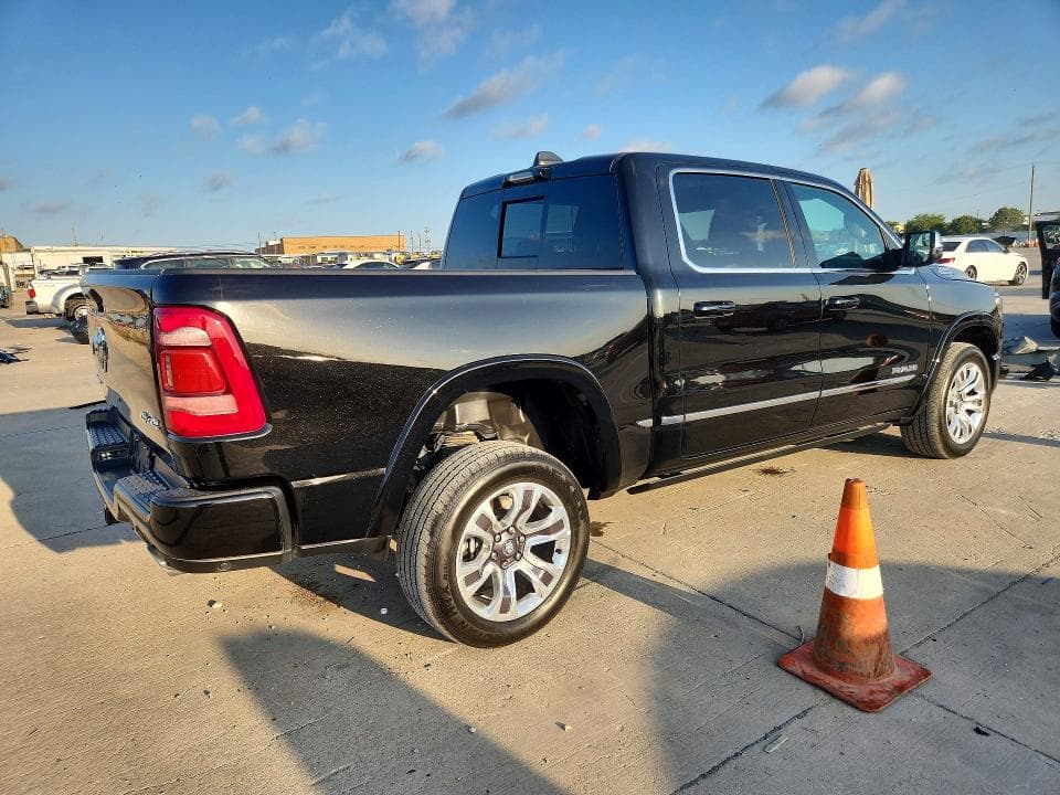 2024 RAM 1500 LIMITED 3