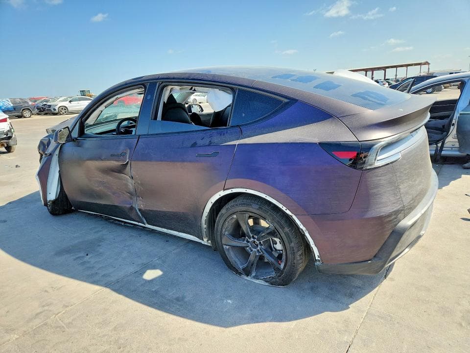 2026 TESLA MODEL Y 2