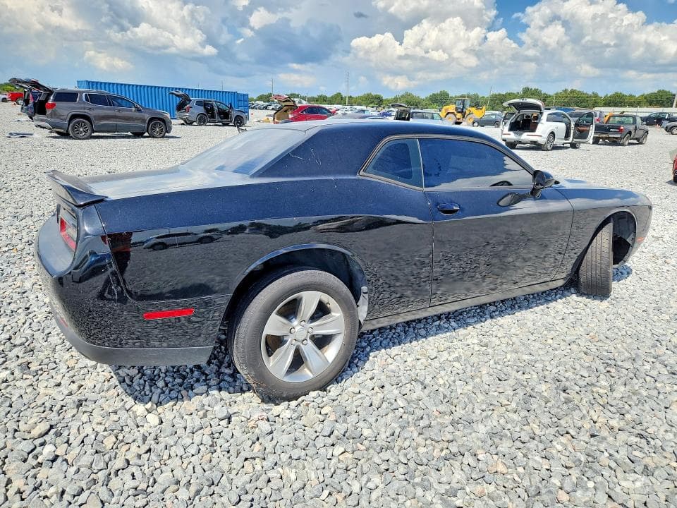 2019 DODGE CHALLENGER SXT 3