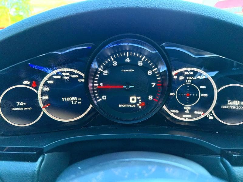2019 PORSCHE CAYENNE 8