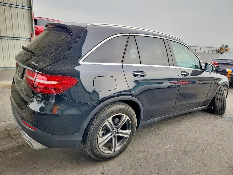 2019 MERCEDES-BENZ GLC 300 4MATIC 3