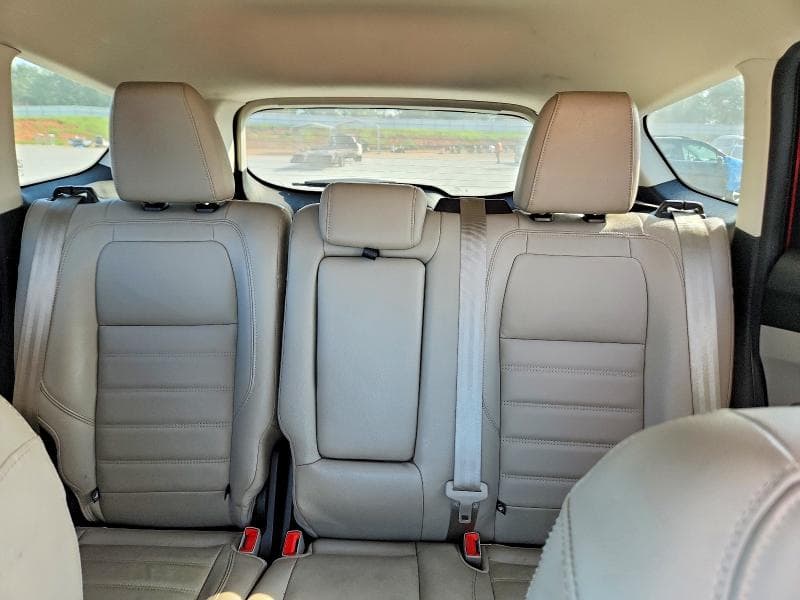2018 FORD ESCAPE SEL 10