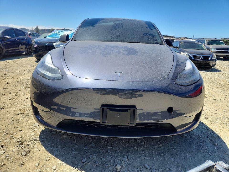 2023 TESLA MODEL Y 5