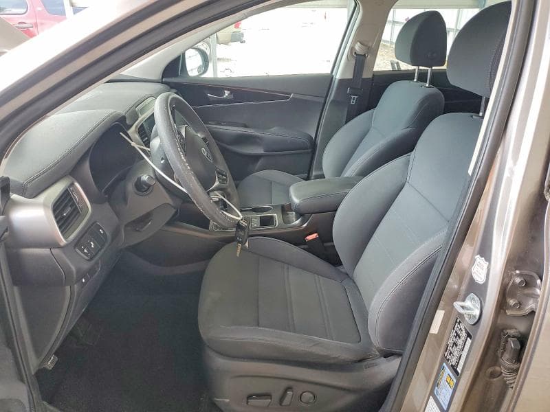 2019 KIA SORENTO LX V6 7