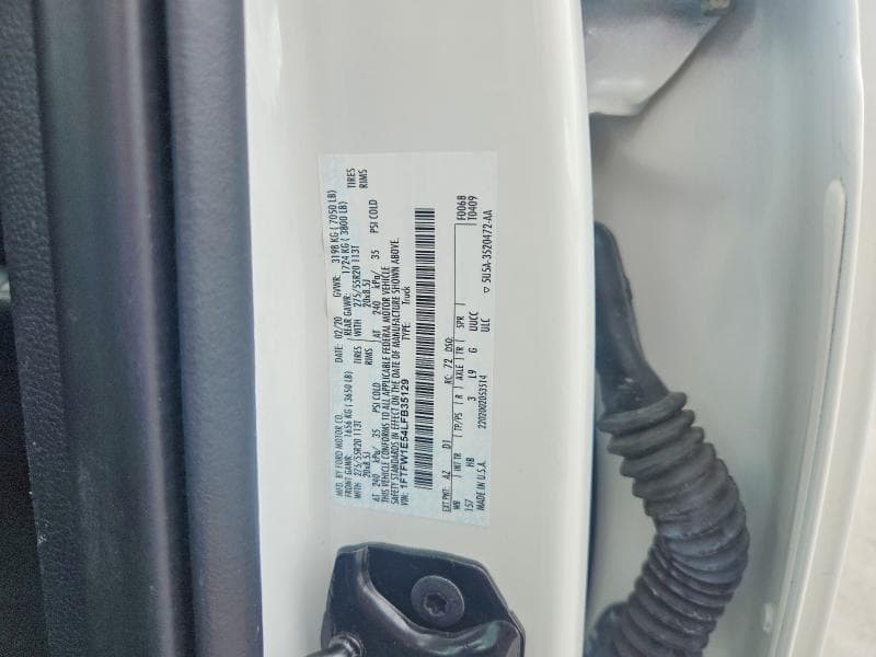 2020 FORD F150 SUPERCREW 12