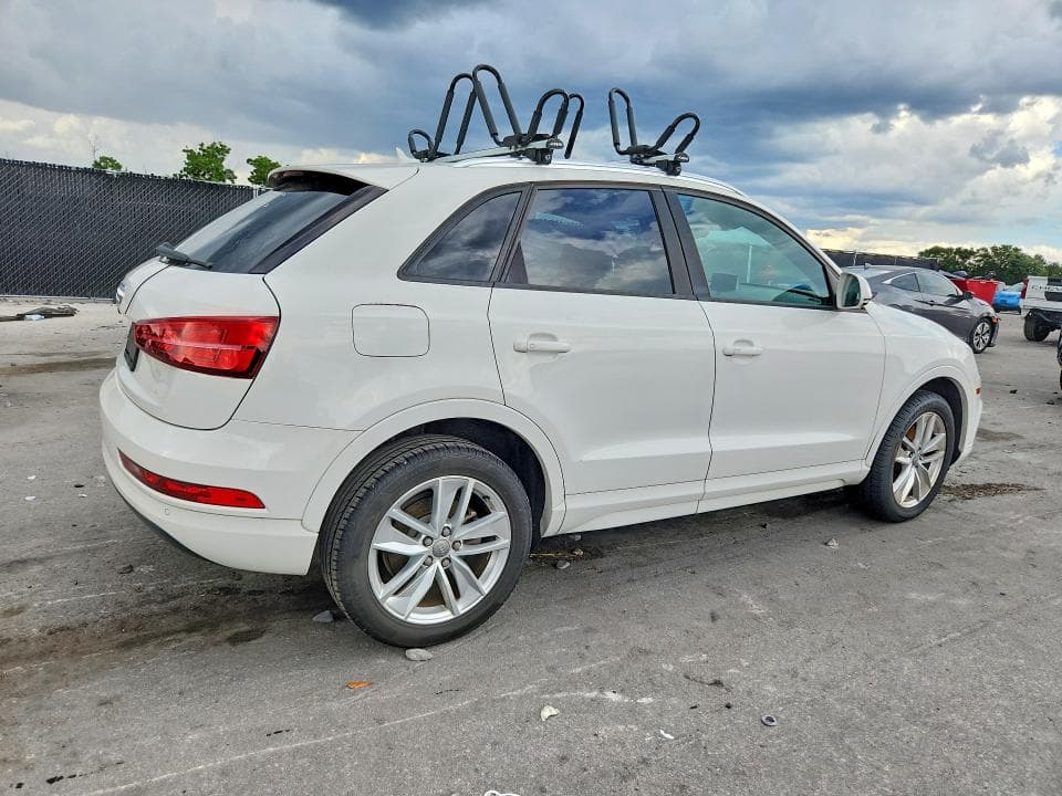 2017 AUDI Q3 PREMIUM 3
