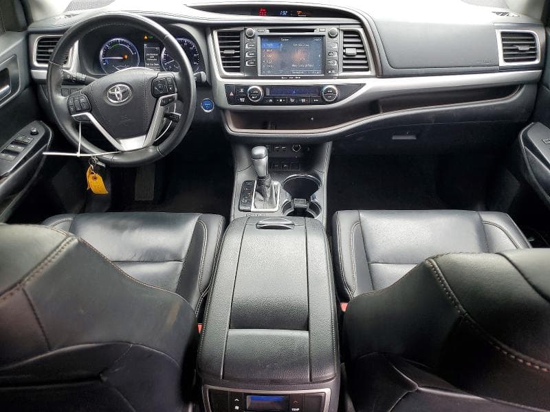 2019 TOYOTA HIGHLANDER HYBRID XLE 8