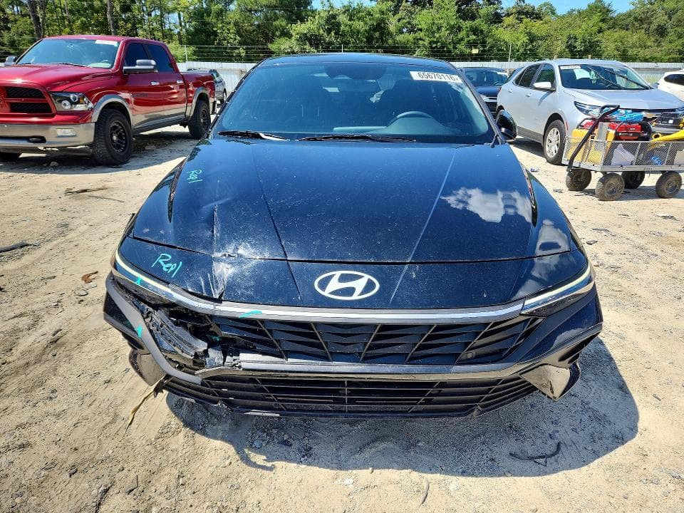 2025 HYUNDAI ELANTRA SEL SPORT 5