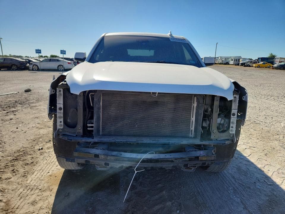 2017 GMC YUKON SLT 5