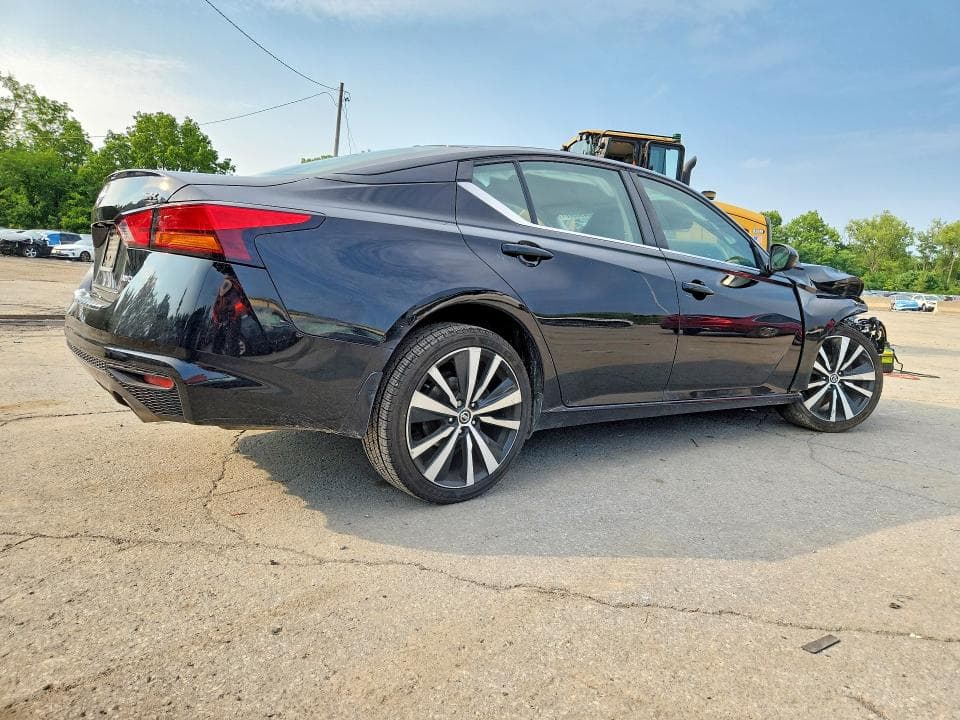 2019 NISSAN ALTIMA SR 3
