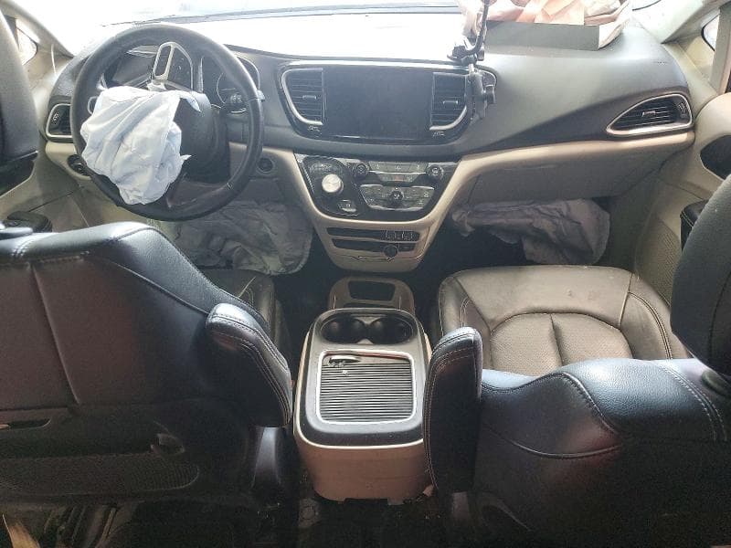 2022 CHRYSLER PACIFICA TOURING L 8
