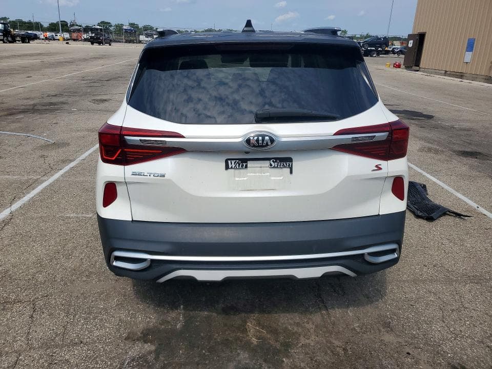 2021 KIA SELTOS S 6