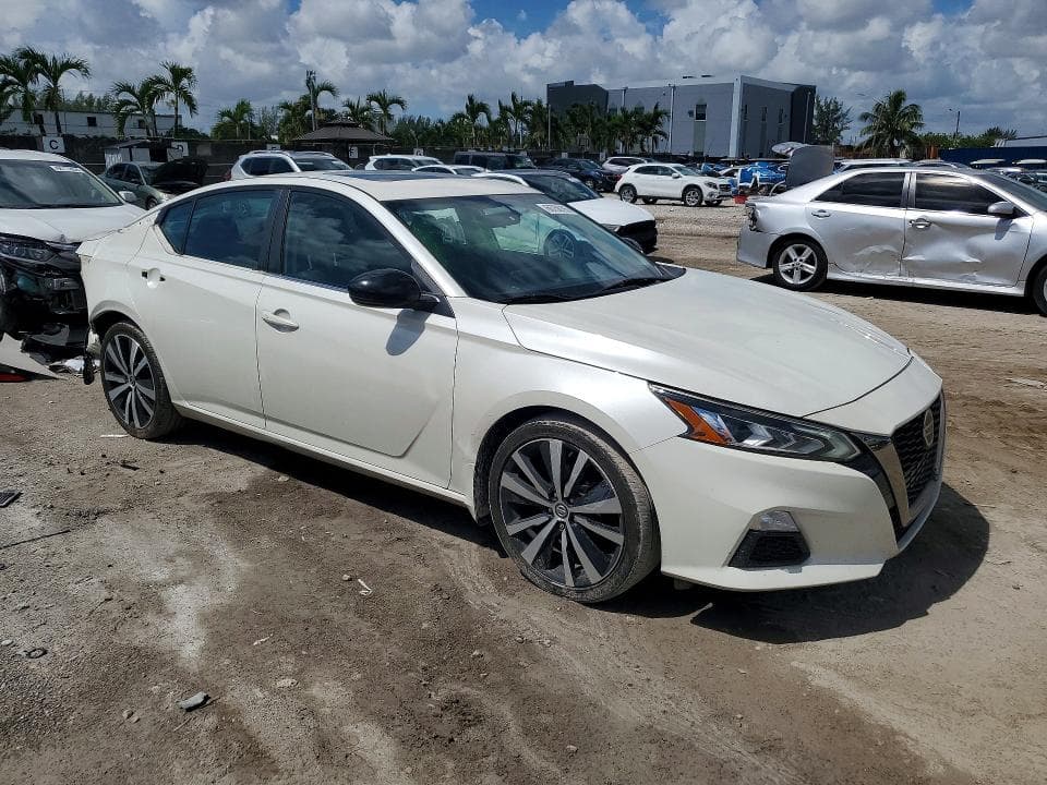 2019 NISSAN ALTIMA SR 4