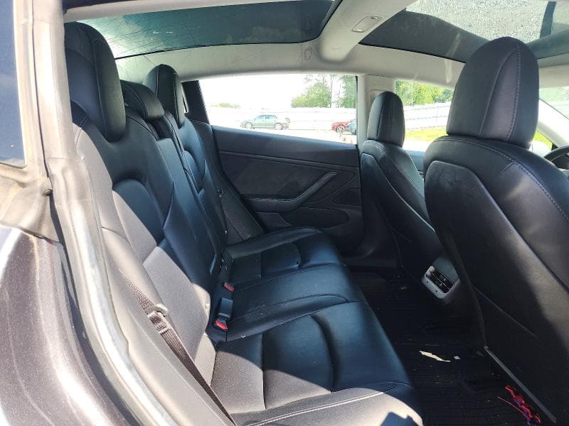 2018 TESLA MODEL 3 10