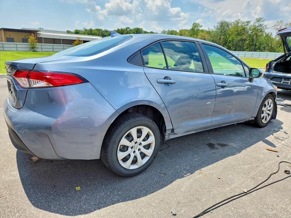 2025 TOYOTA COROLLA LE 3