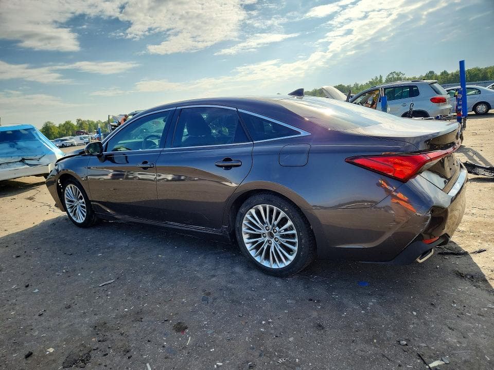 2019 TOYOTA AVALON LIMITED 2